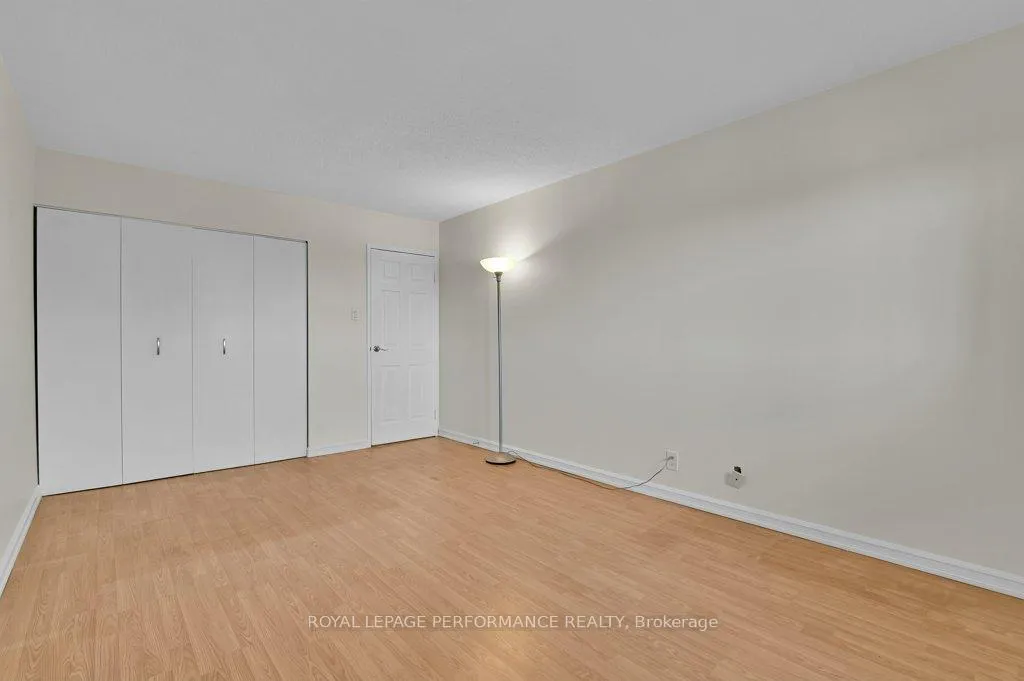Photo 19 of Unit 1010, 158 A McArthur Avenue, Ottawa, Vanier — HOMEH