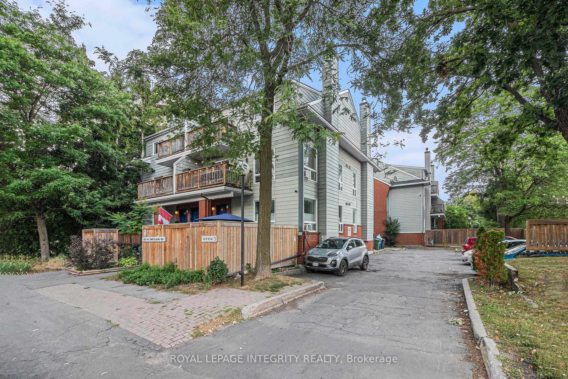 Photo 4 of Unit D, 311 Presland Road, Ottawa, Overbrook/Castle Heights — HOMEH