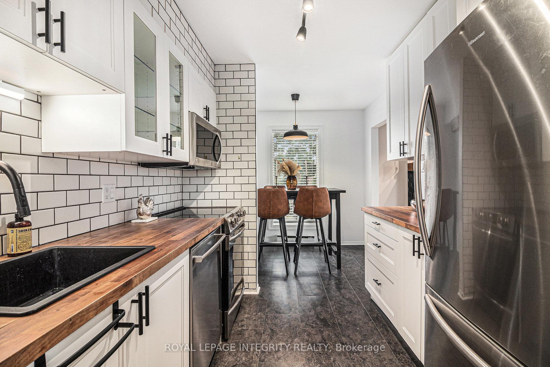 Photo 5 of Unit D, 311 Presland Road, Ottawa, Overbrook/Castle Heights — HOMEH
