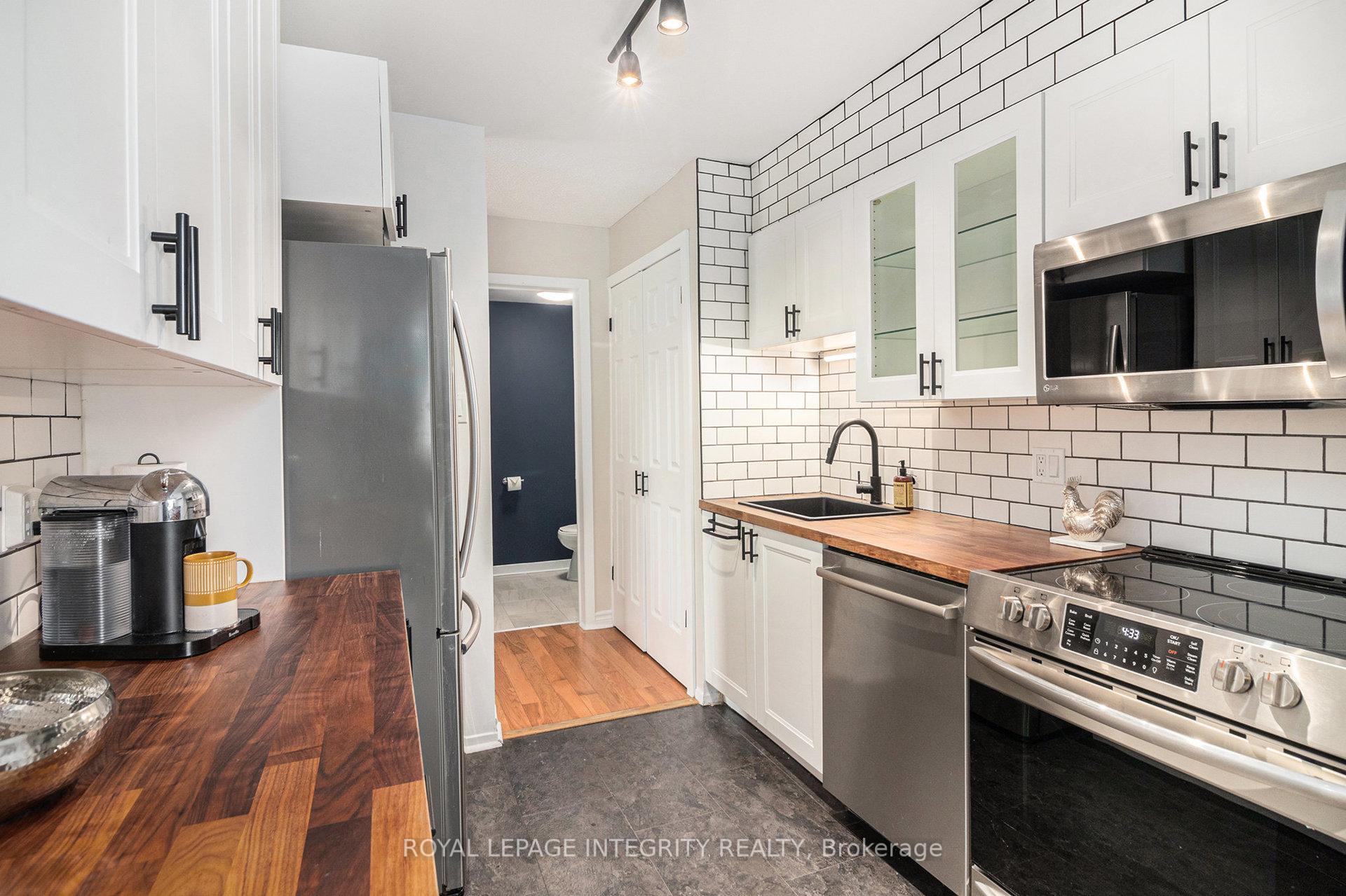Photo 10 of Unit D, 311 Presland Road, Ottawa, Overbrook/Castle Heights — HOMEH
