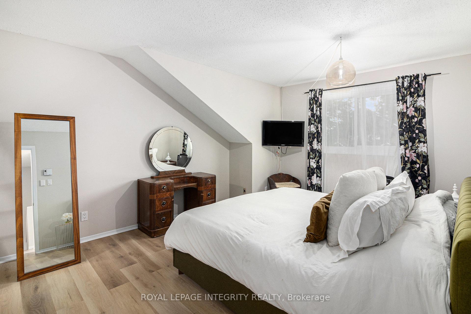Photo 23 of Unit D, 311 Presland Road, Ottawa, Overbrook/Castle Heights — HOMEH