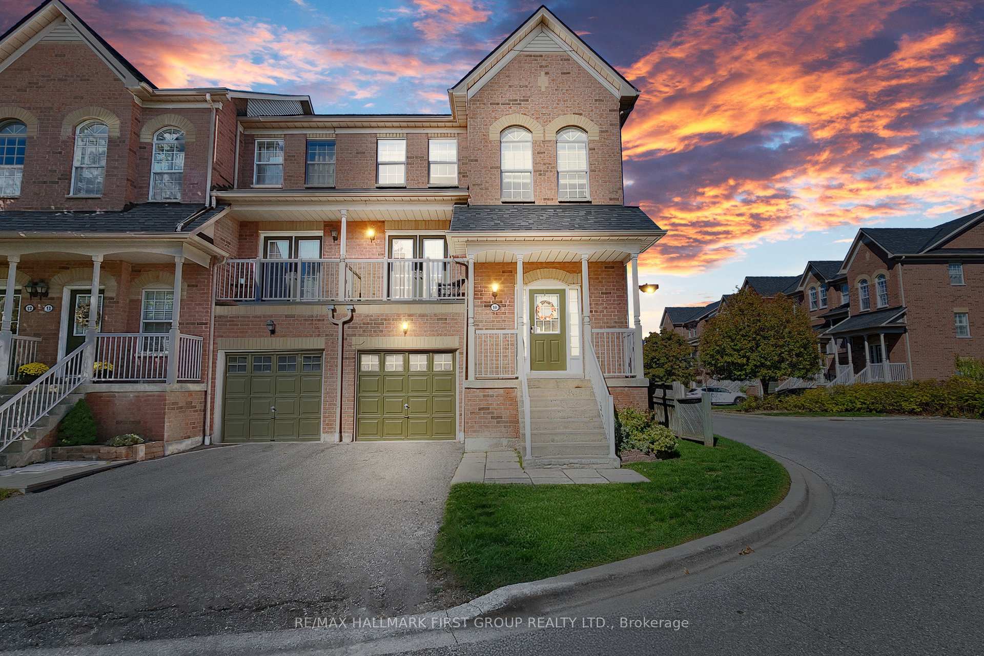 Front of Unit 10, 575 Steeple Hill