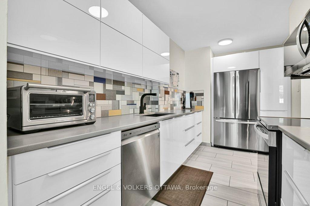 Photo 12 of Unit 107, 213 Romulus Private, Ottawa, Carson Meadows — HOMEH
