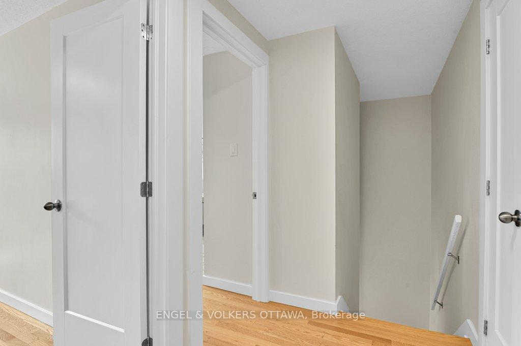 Photo 15 of Unit 107, 213 Romulus Private, Ottawa, Carson Meadows — HOMEH