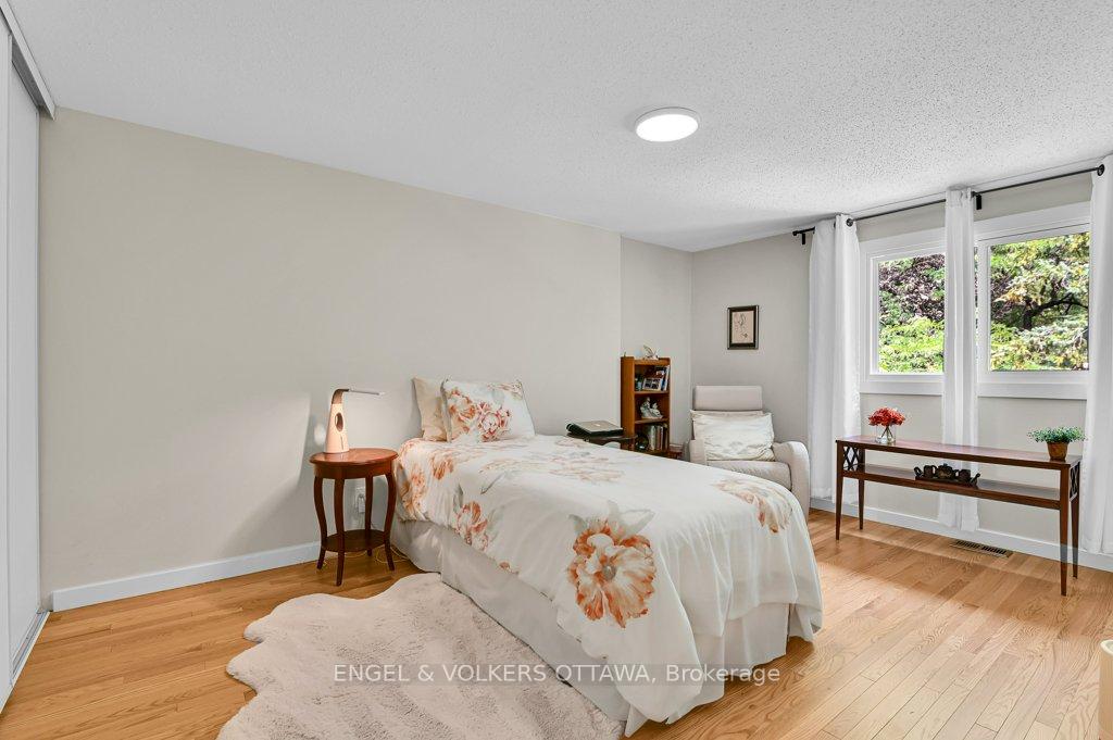 Photo 16 of Unit 107, 213 Romulus Private, Ottawa, Carson Meadows — HOMEH