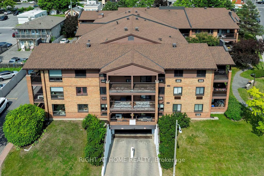 Front of Unit 204, 316 Savard Avenue