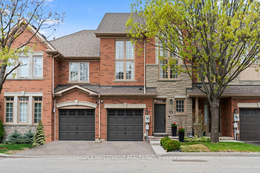 Photo 3 of Unit 11, 15 Pottery Place, Vaughan, East Woodbridge — HOMEH