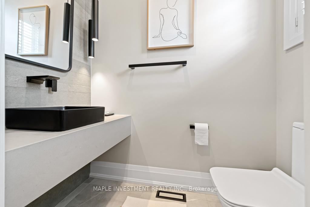 Photo 8 of Unit 11, 15 Pottery Place, Vaughan, East Woodbridge — HOMEH