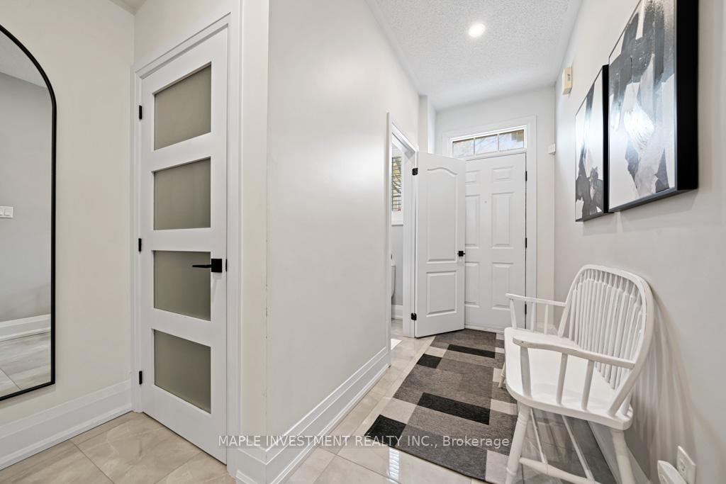Photo 9 of Unit 11, 15 Pottery Place, Vaughan, East Woodbridge — HOMEH