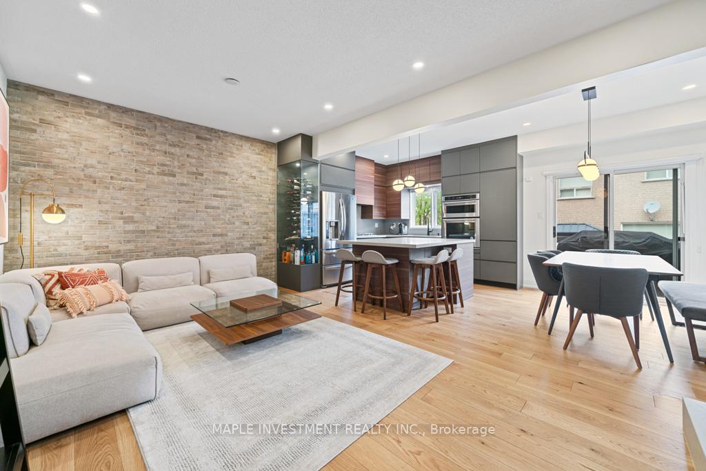 Photo 12 of Unit 11, 15 Pottery Place, Vaughan, East Woodbridge — HOMEH