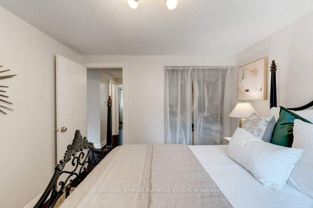 Photo 32 of Unit 15, 800 Upper Paradise Road, Hamilton, Gurnett — HOMEH