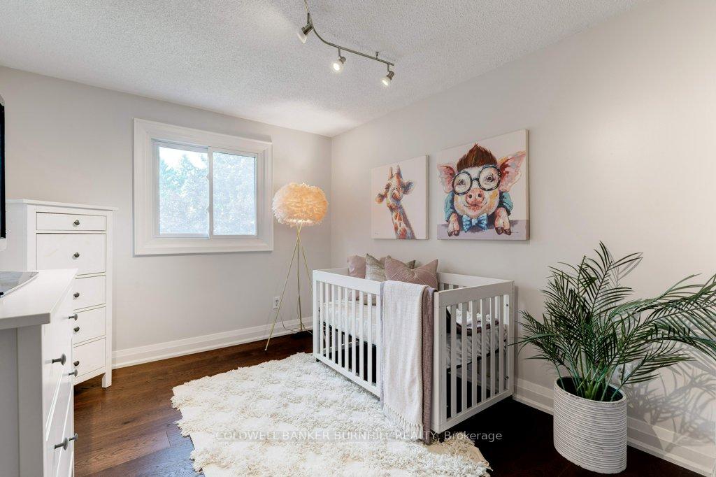 Photo 33 of Unit 15, 800 Upper Paradise Road, Hamilton, Gurnett — HOMEH