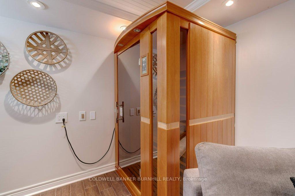 Photo 41 of Unit 15, 800 Upper Paradise Road, Hamilton, Gurnett — HOMEH