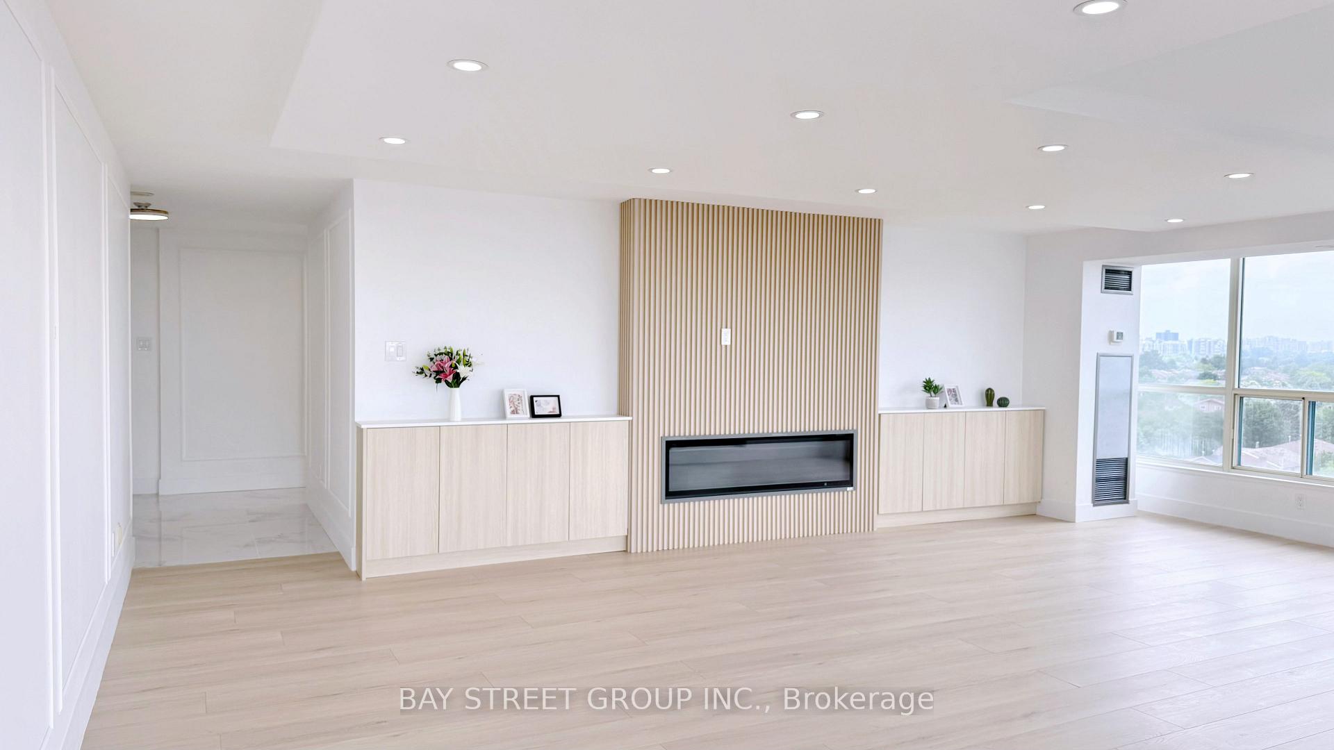 Photo 10 of Unit 1509, 1 Clark Avenue W, Vaughan, Crestwood-Springfarm-Yorkhill — HOMEH