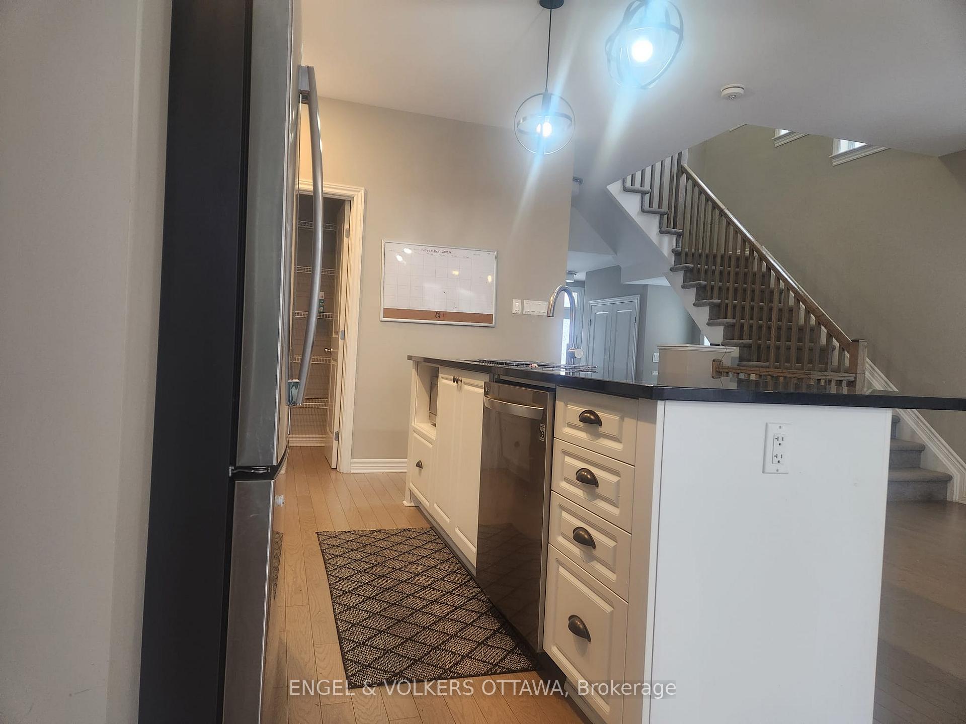 Photo 9 of 134 Lavatera Street, Ottawa, Blossom Park/Kemp Park/Findlay Creek — HOMEH