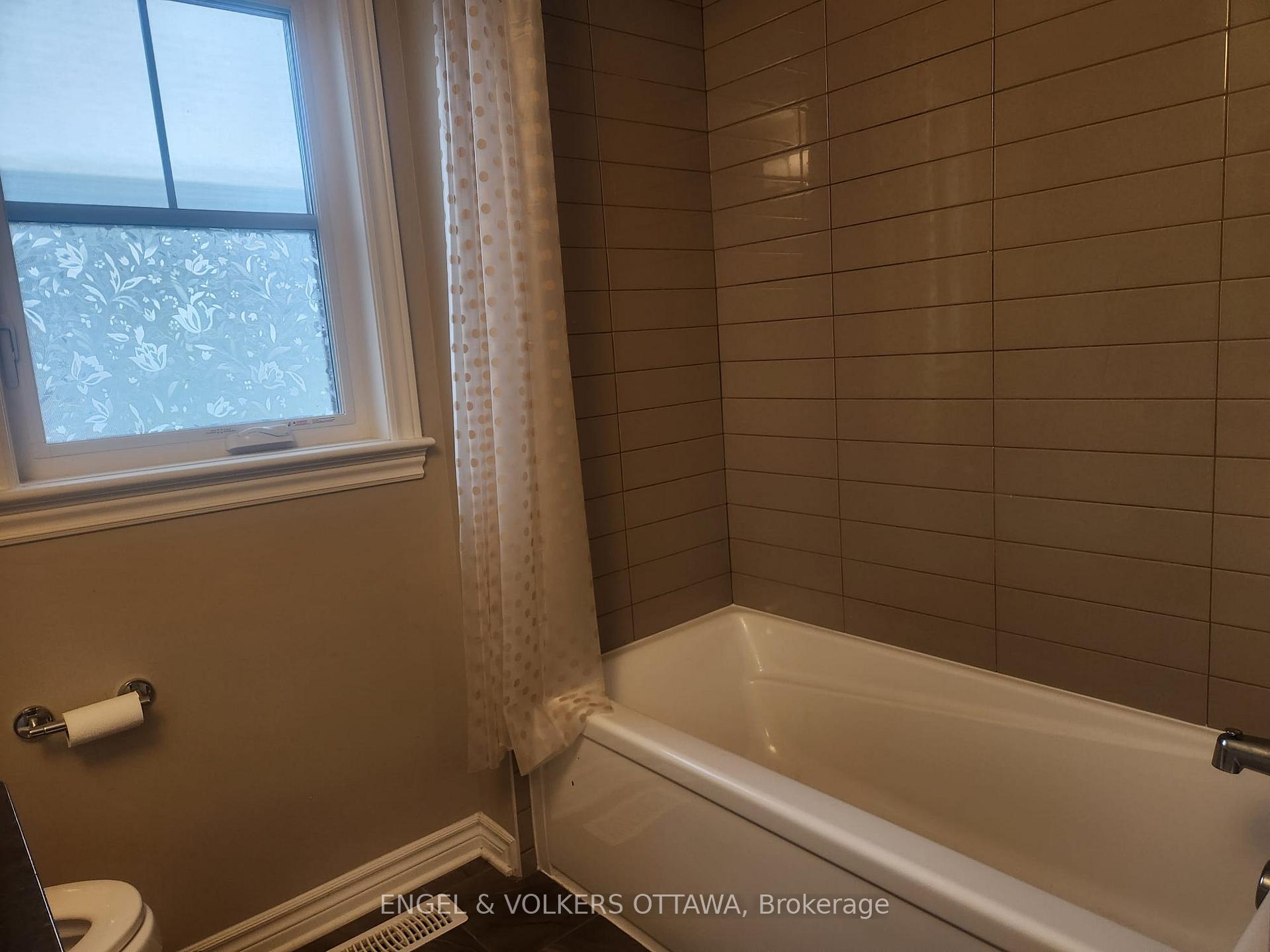 Photo 18 of 134 Lavatera Street, Ottawa, Blossom Park/Kemp Park/Findlay Creek — HOMEH