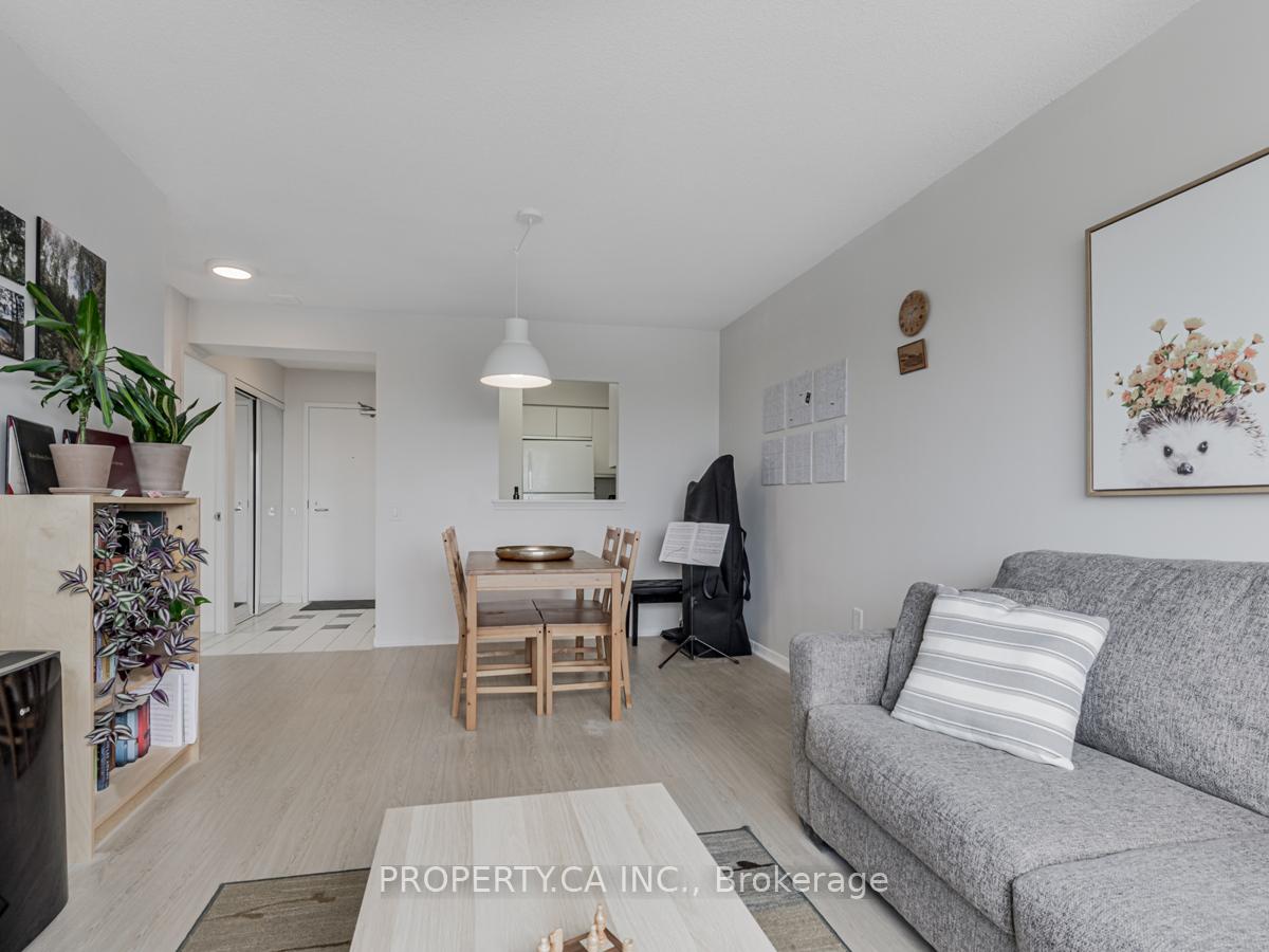 Photo 9 of Unit 1006, 21 Overlea Boulevard, Toronto, Thorncliffe Park — HOMEH