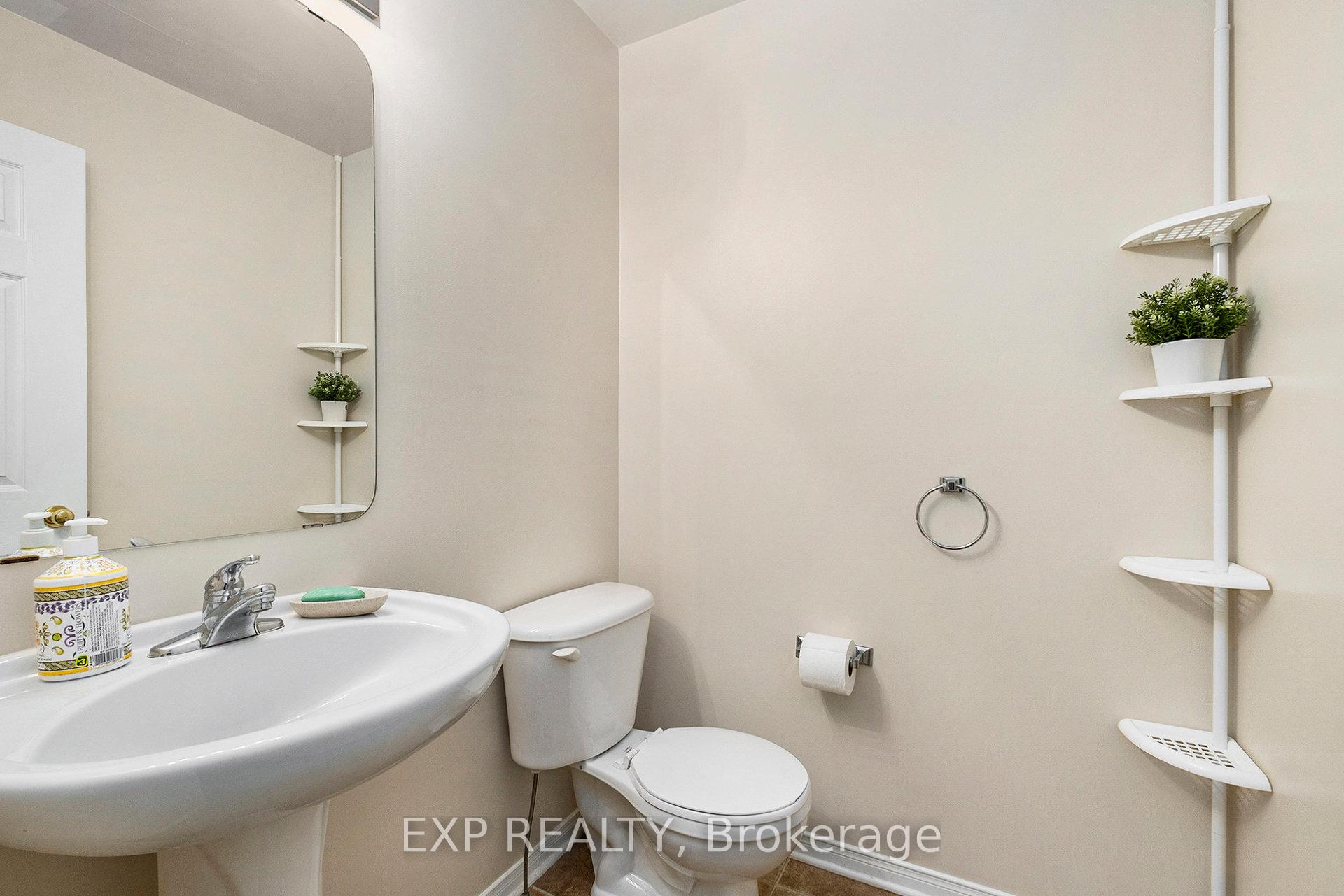 Photo 12 of 7 Marabrooke Street, Ottawa, Barrhaven - Strandherd — HOMEH