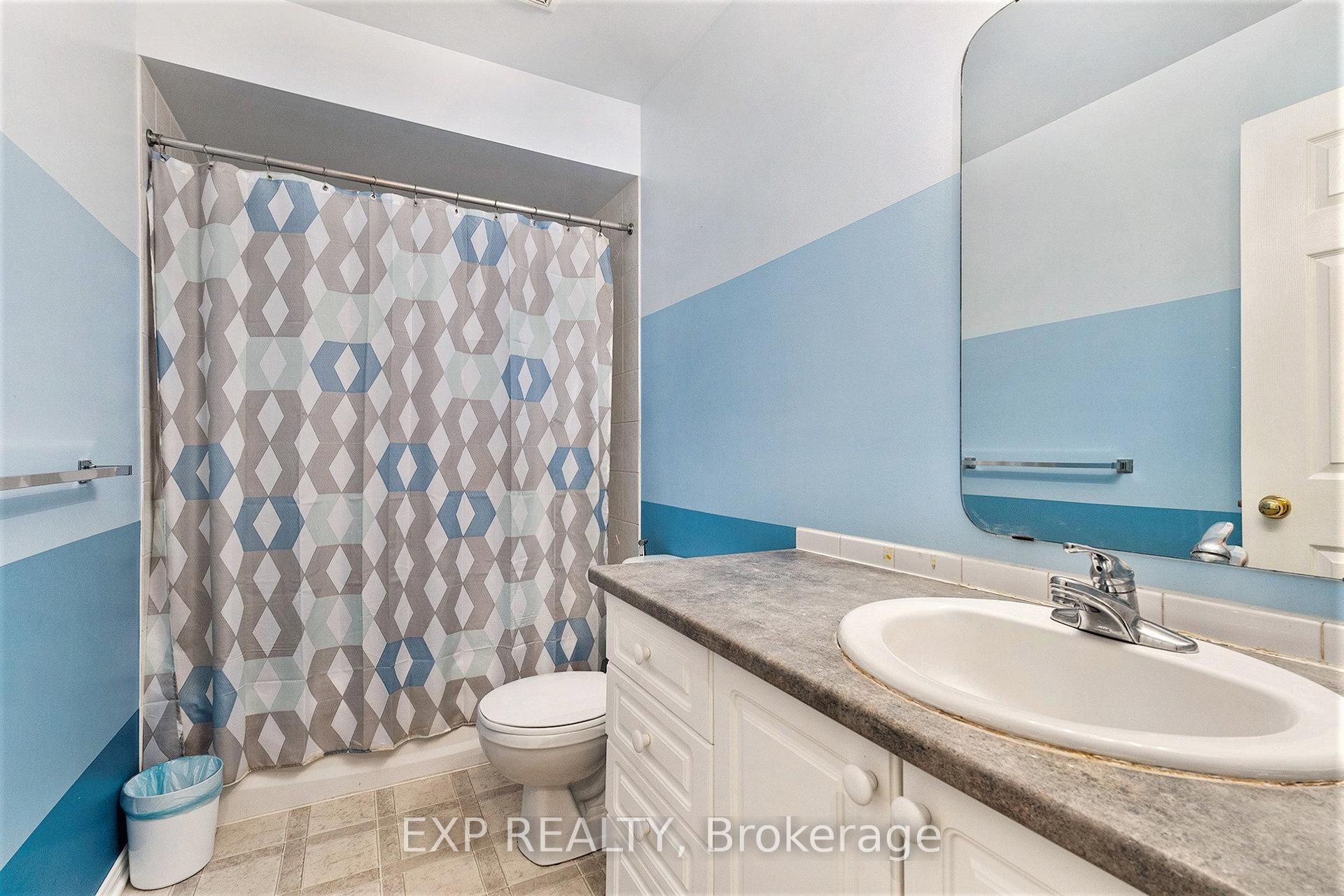Photo 17 of 7 Marabrooke Street, Ottawa, Barrhaven - Strandherd — HOMEH