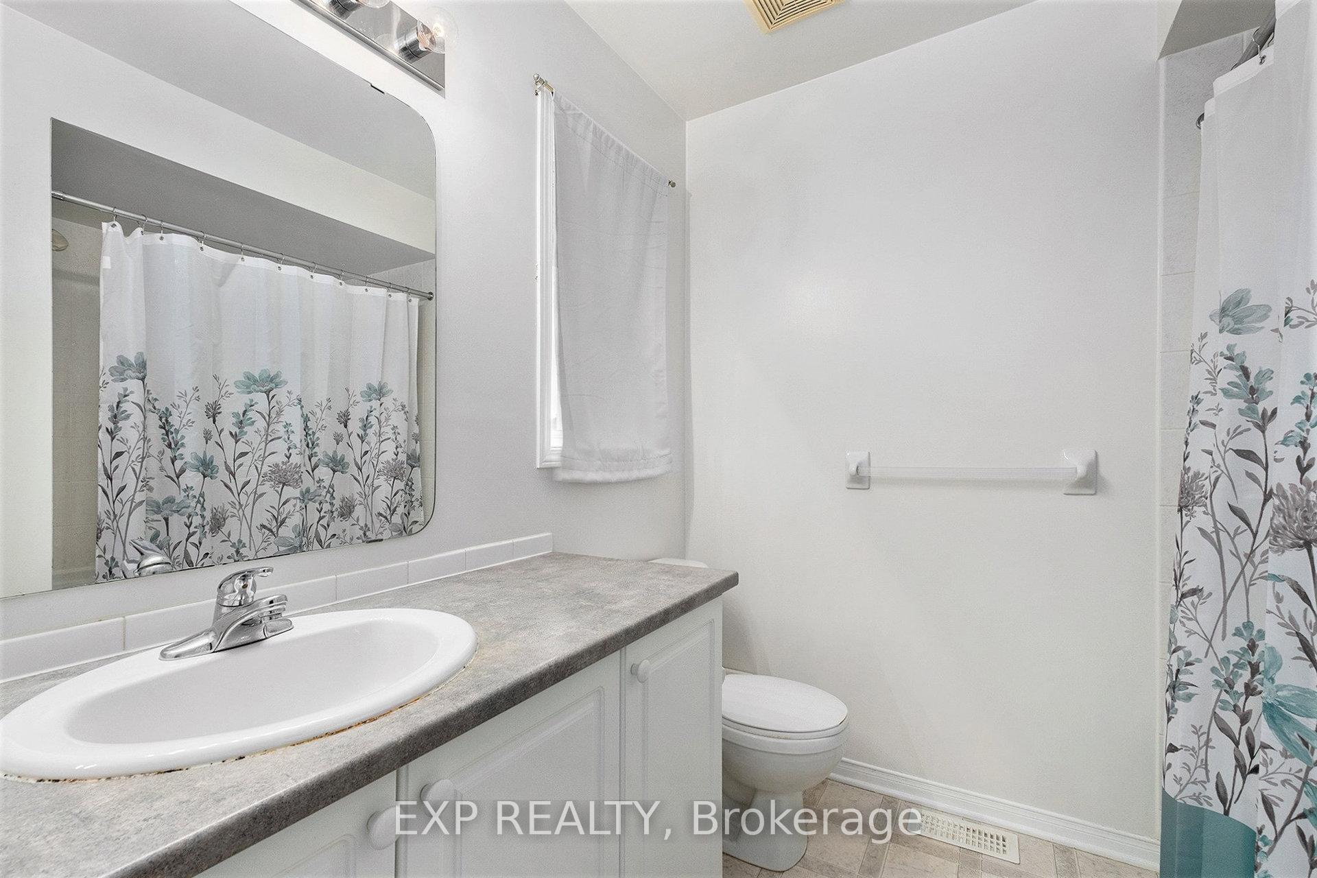 Photo 19 of 7 Marabrooke Street, Ottawa, Barrhaven - Strandherd — HOMEH