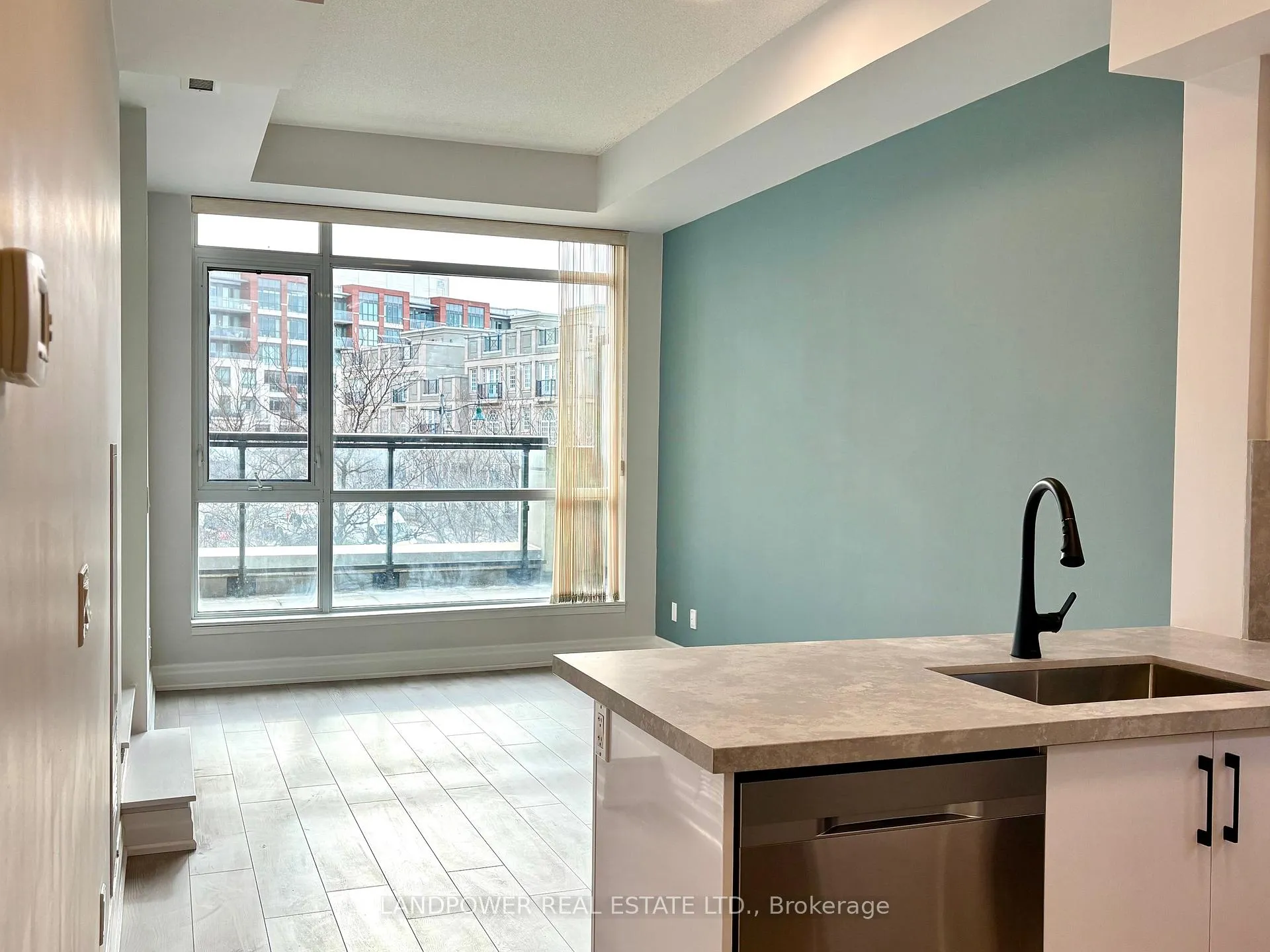 Photo 6 of Unit 201, 8130 Birchmount Road, Markham, Unionville — HOMEH