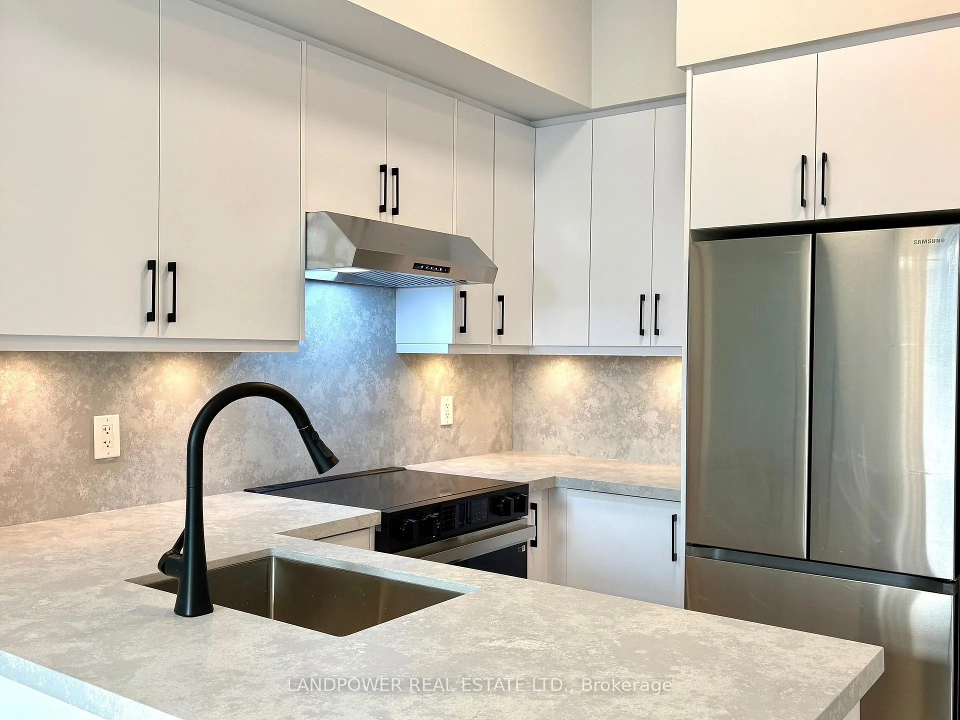 Photo 14 of Unit 201, 8130 Birchmount Road, Markham, Unionville — HOMEH