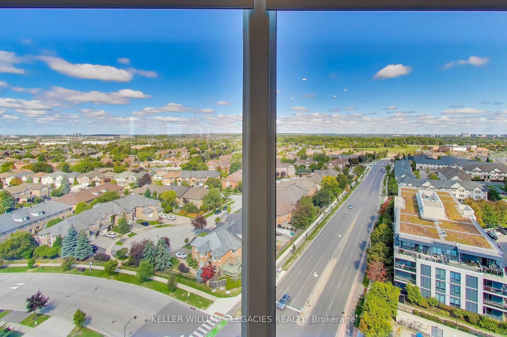Photo 9 of Unit 1405, 10 Gatineau Drive, Vaughan, Beverley Glen — HOMEH