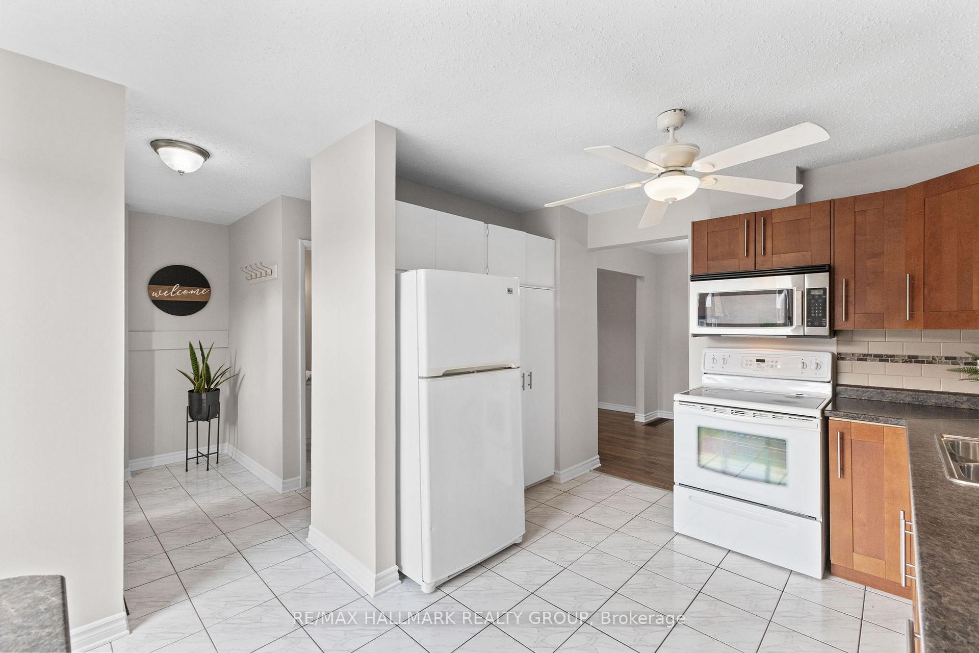 Photo 3 of Unit 43, 3555 Downpatrick Road, Ottawa, Windsor Park Village — HOMEH