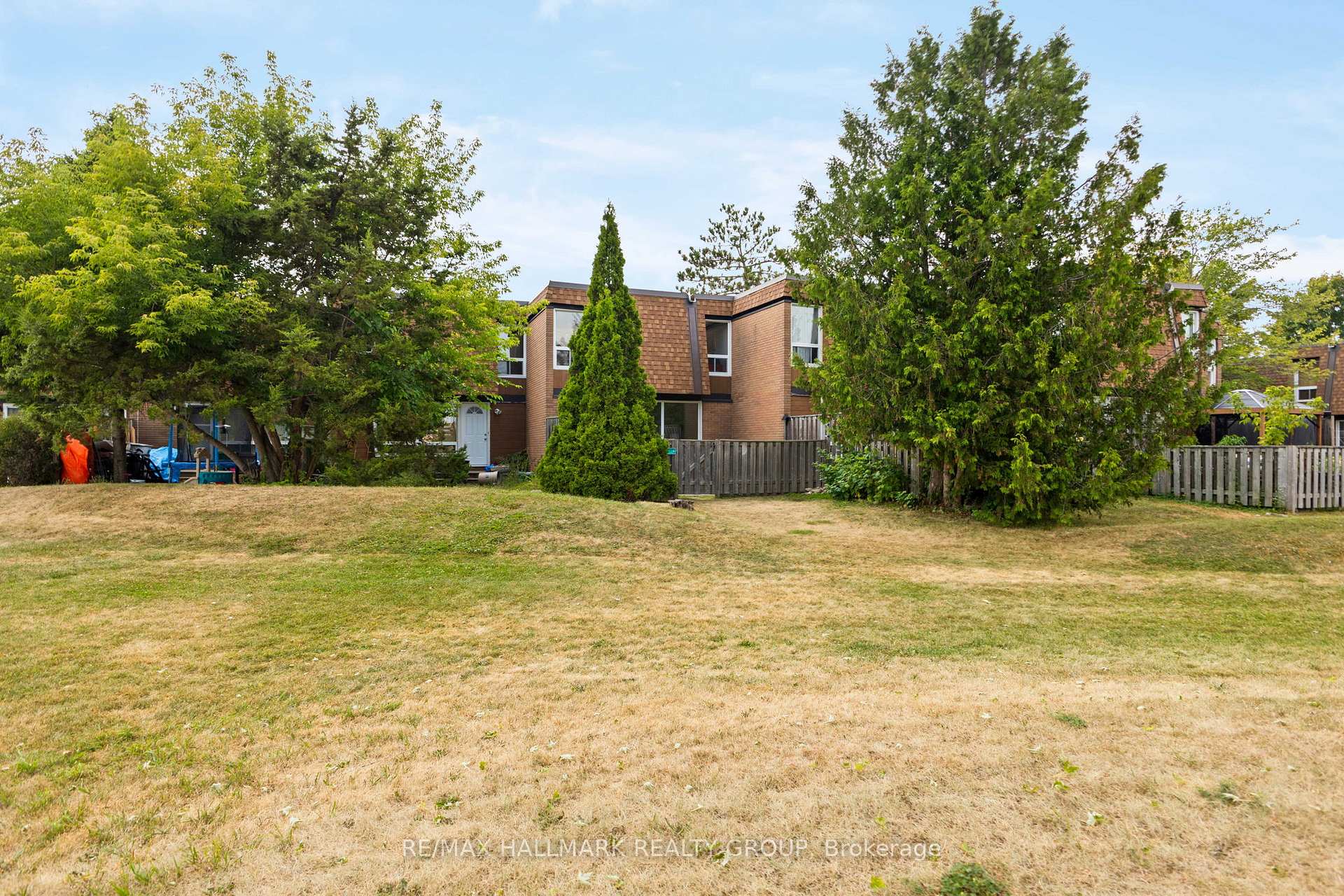 Photo 31 of Unit 43, 3555 Downpatrick Road, Ottawa, Windsor Park Village — HOMEH
