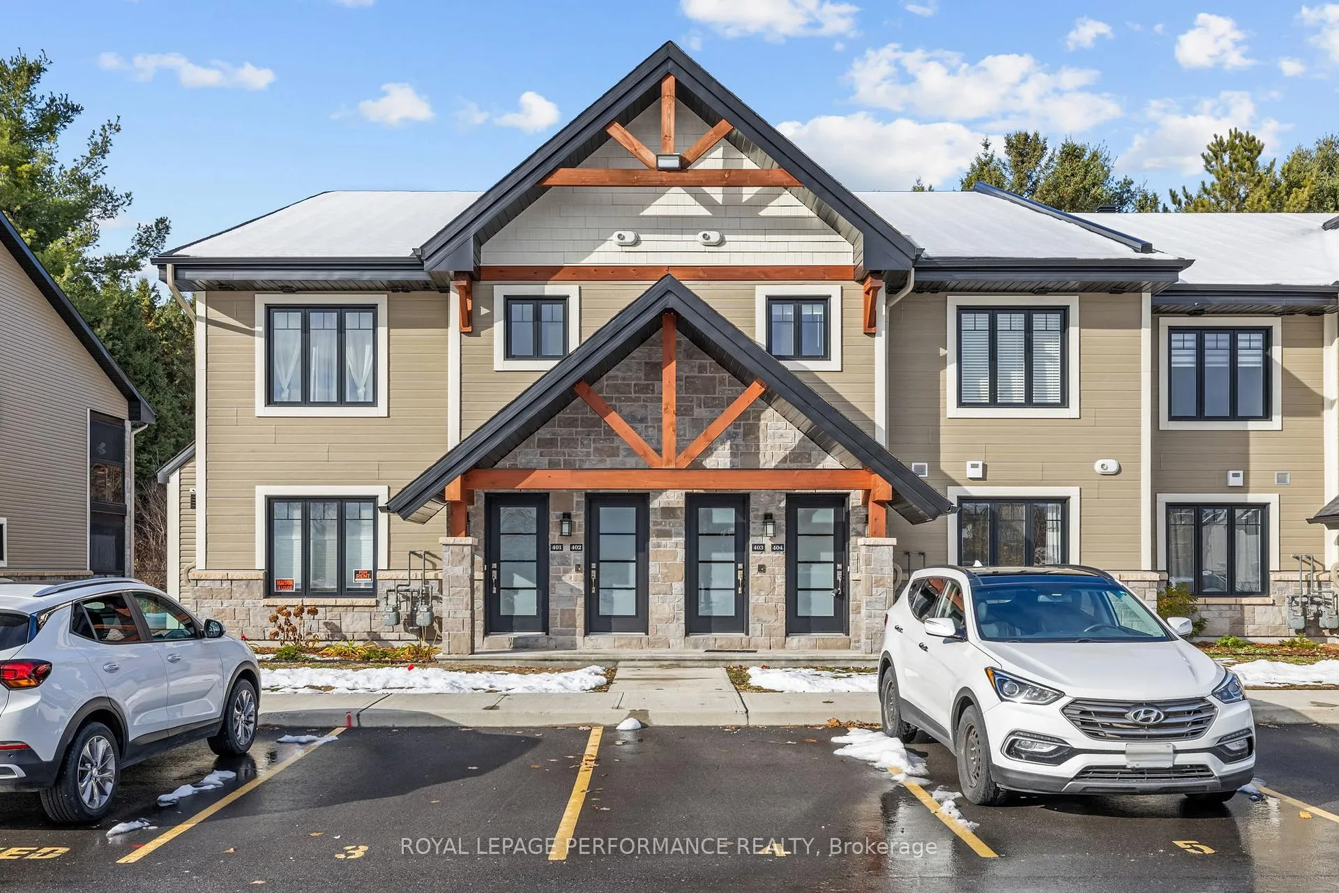 Photo 2 of Unit 404, 99 St Moritz Trail, Embrun — HOMEH