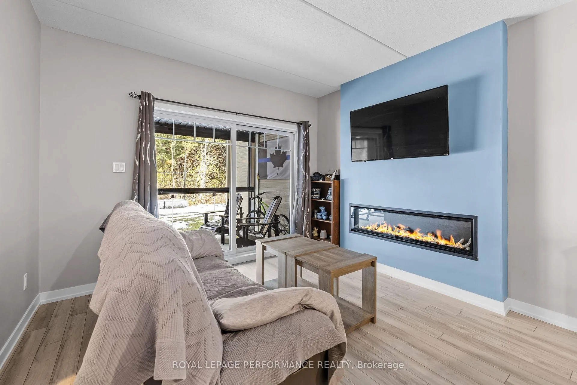 Photo 15 of Unit 404, 99 St Moritz Trail, Embrun — HOMEH