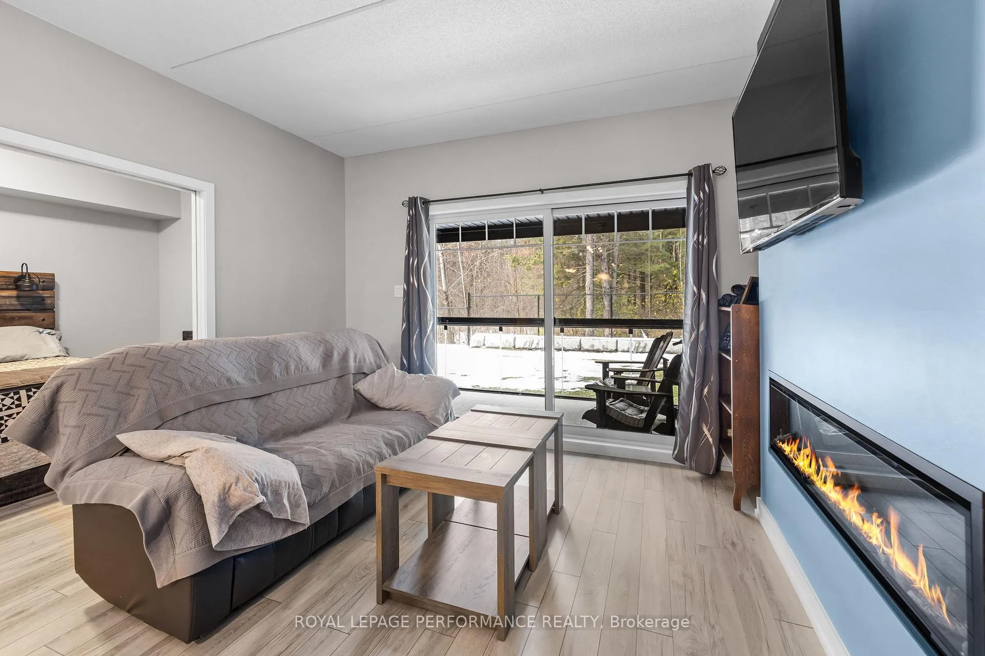 Photo 16 of Unit 404, 99 St Moritz Trail, Embrun — HOMEH