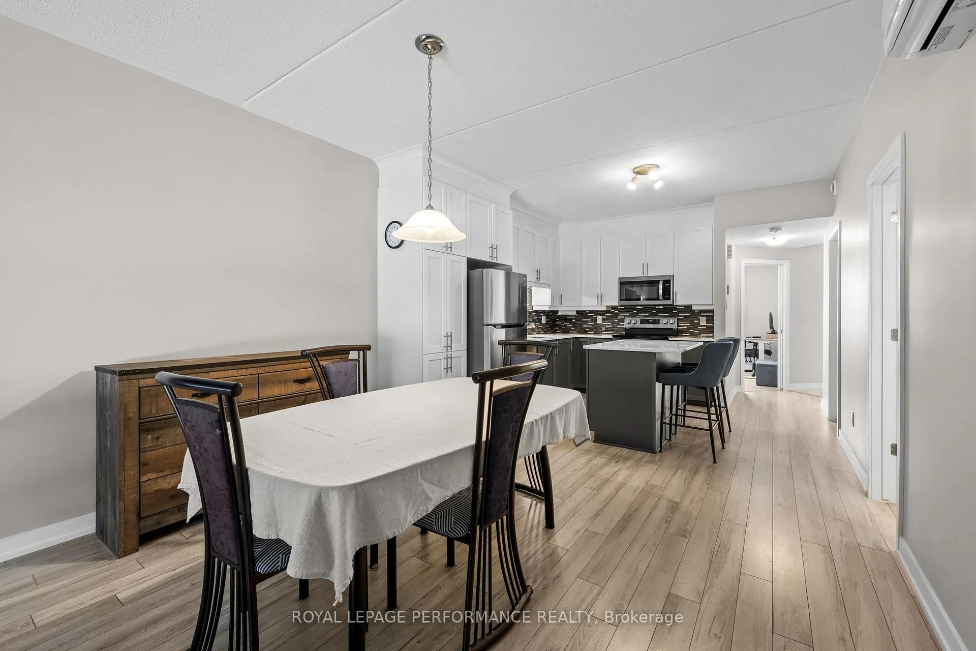 Photo 18 of Unit 404, 99 St Moritz Trail, Embrun — HOMEH
