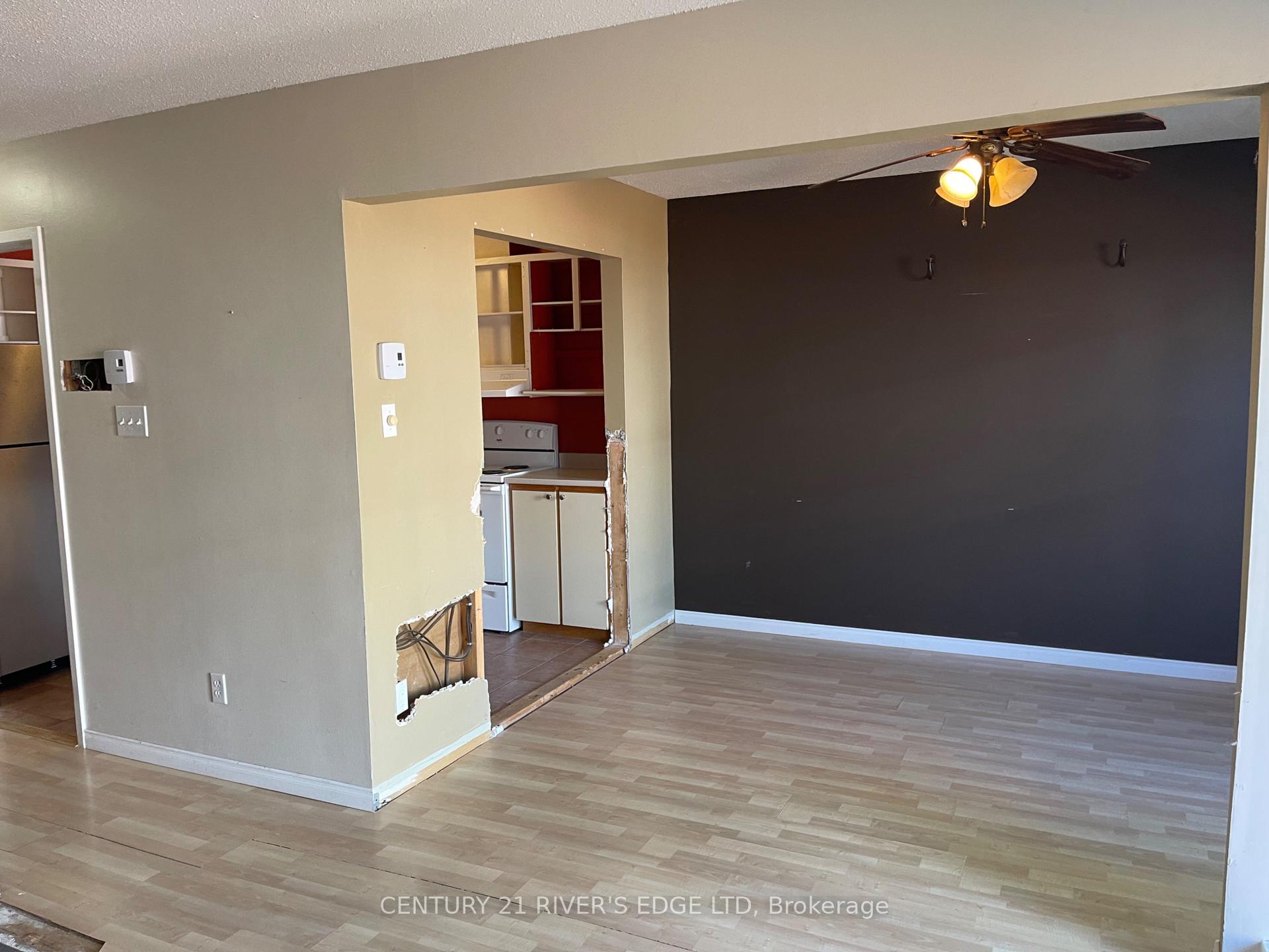 Photo 9 of Unit 117, 3445 Uplands Drive, Ottawa, Hunt Club — HOMEH