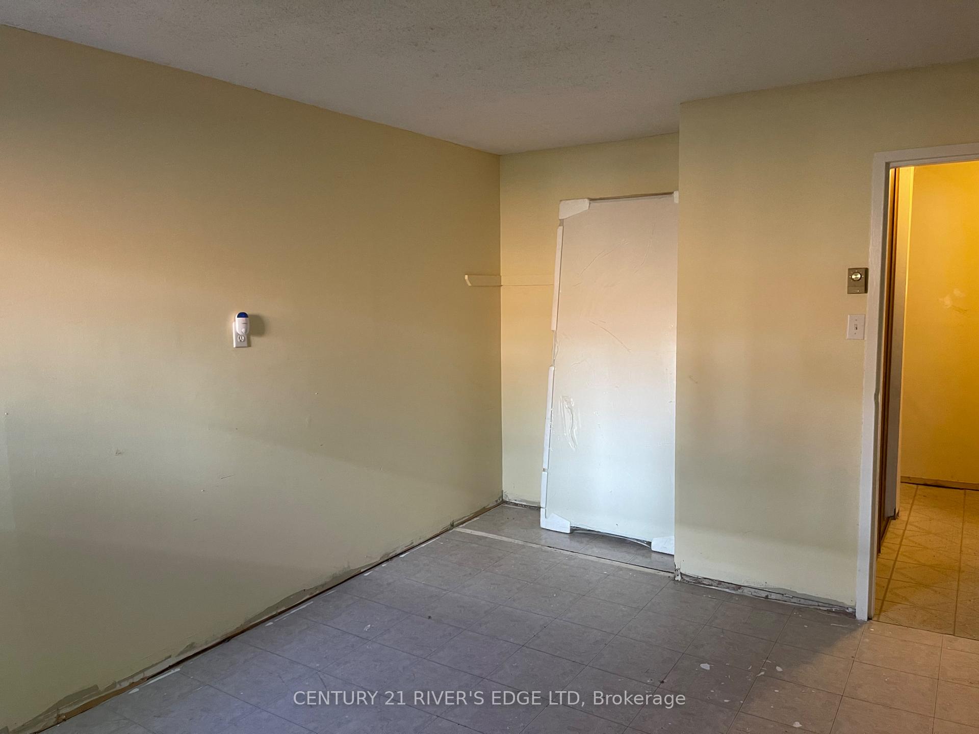 Photo 24 of Unit 117, 3445 Uplands Drive, Ottawa, Hunt Club — HOMEH