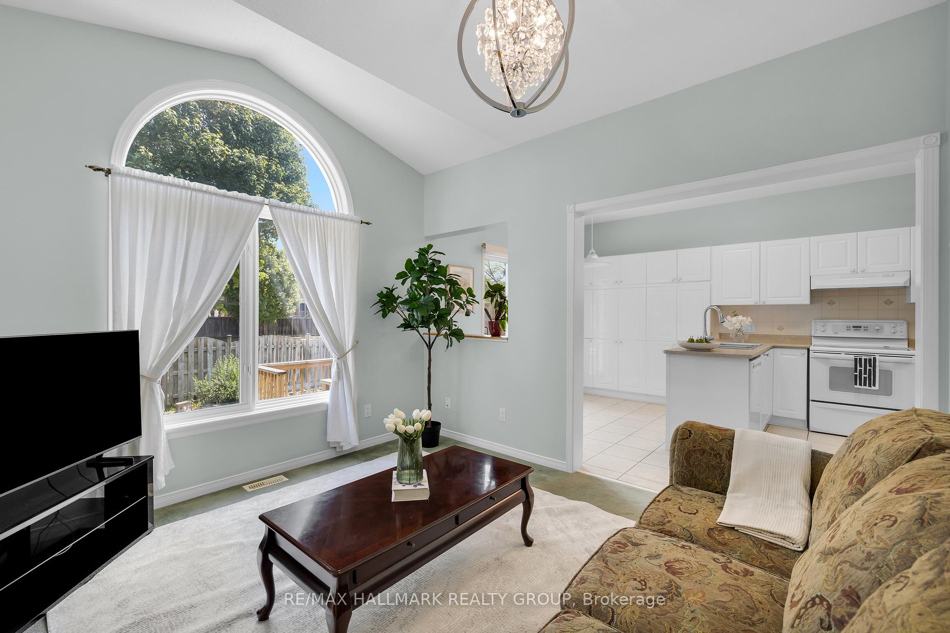 Photo 19 of 1087 Rocky Harbour Crescent, Ottawa, Riverside South/Gloucester Glen — HOMEH