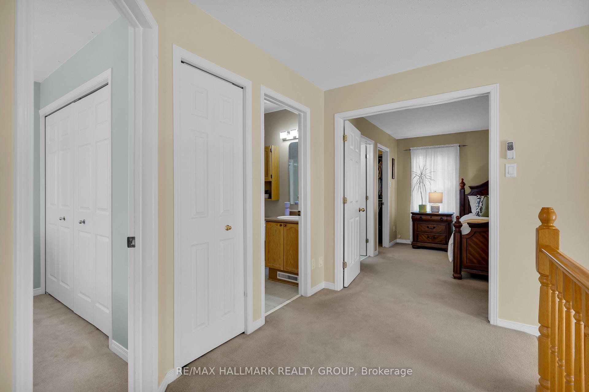 Photo 24 of 1087 Rocky Harbour Crescent, Ottawa, Riverside South/Gloucester Glen — HOMEH
