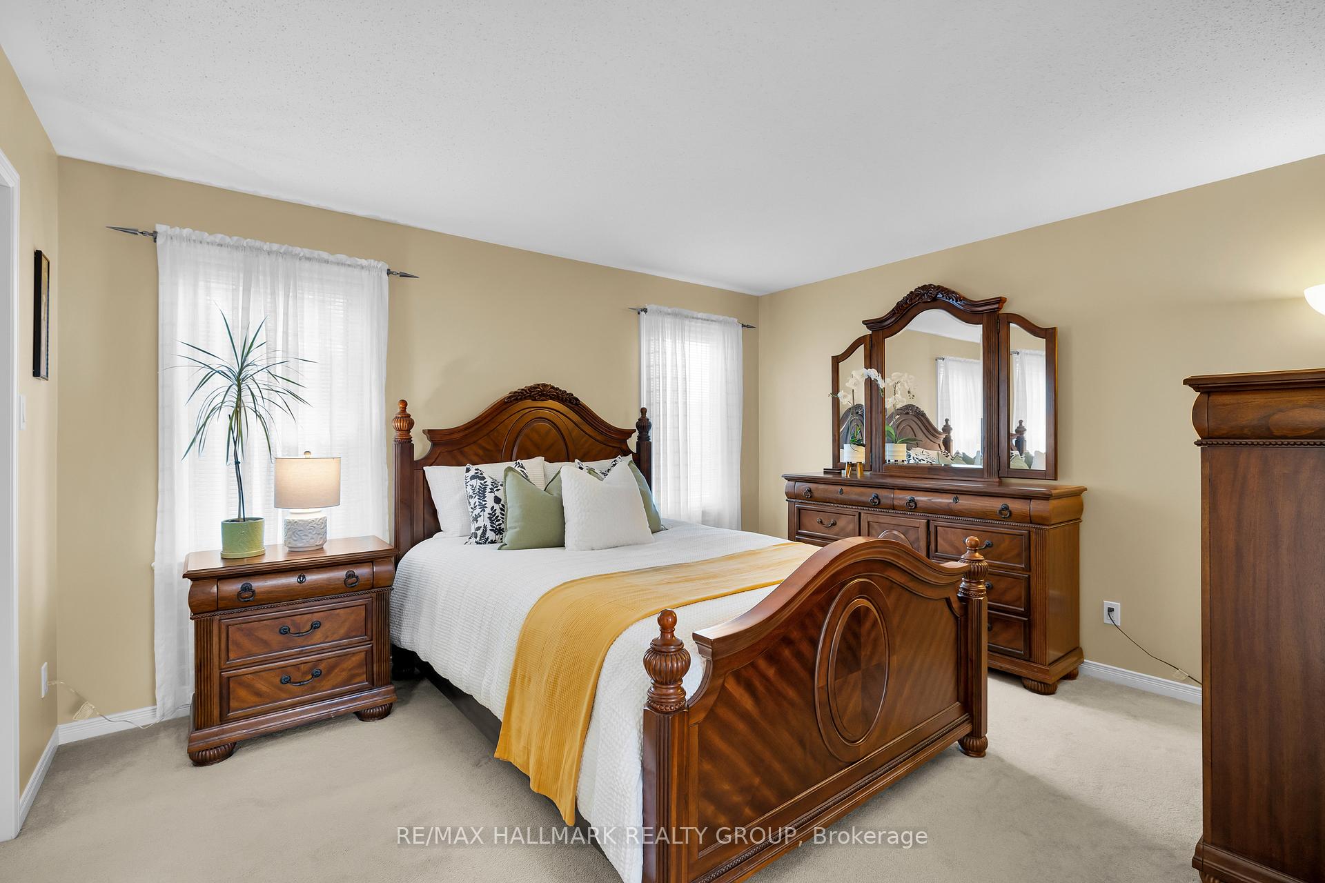 Photo 25 of 1087 Rocky Harbour Crescent, Ottawa, Riverside South/Gloucester Glen — HOMEH