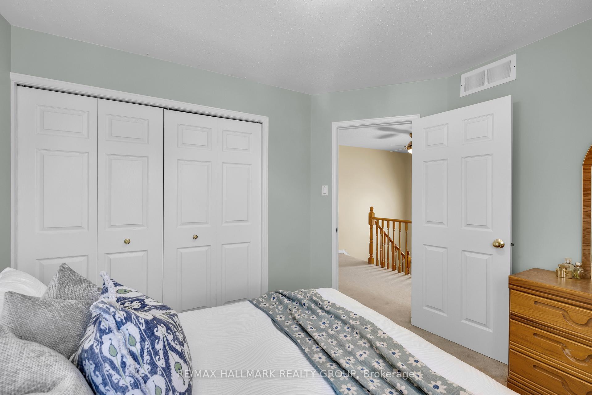 Photo 30 of 1087 Rocky Harbour Crescent, Ottawa, Riverside South/Gloucester Glen — HOMEH