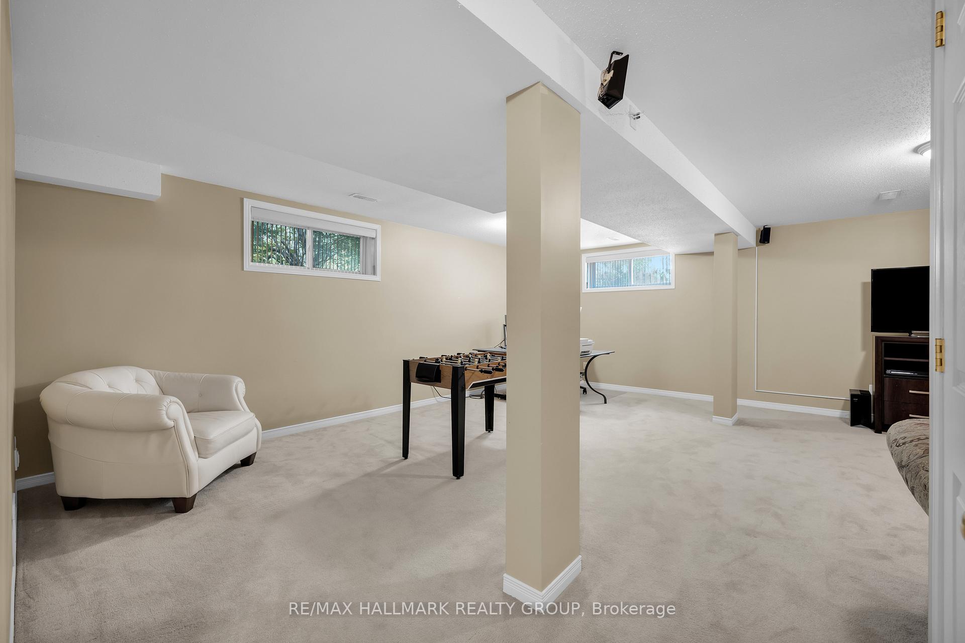 Photo 36 of 1087 Rocky Harbour Crescent, Ottawa, Riverside South/Gloucester Glen — HOMEH