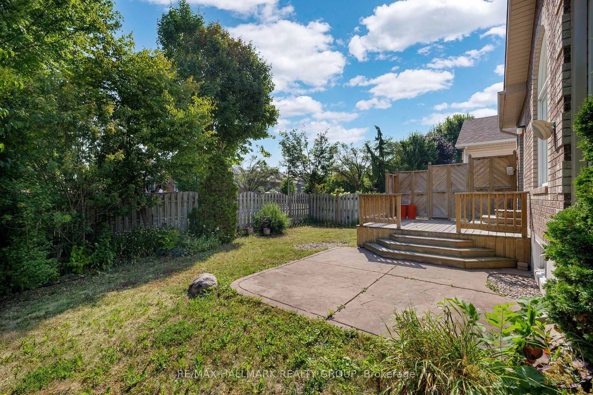 Photo 41 of 1087 Rocky Harbour Crescent, Ottawa, Riverside South/Gloucester Glen — HOMEH