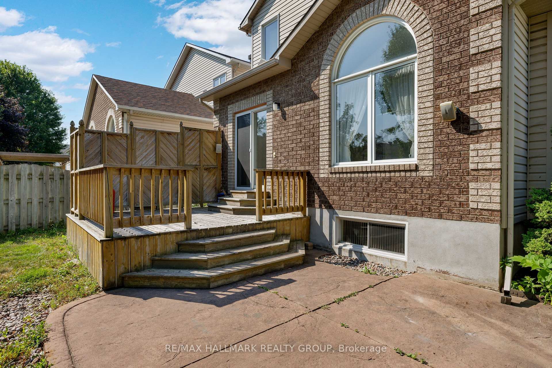 Photo 45 of 1087 Rocky Harbour Crescent, Ottawa, Riverside South/Gloucester Glen — HOMEH