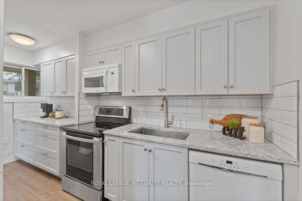 Photo 15 of 406 Tanguay Court, Ottawa, Kanata - Katimavik — HOMEH