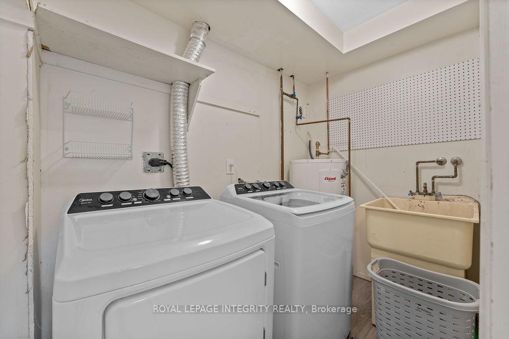 Photo 33 of 406 Tanguay Court, Ottawa, Kanata - Katimavik — HOMEH