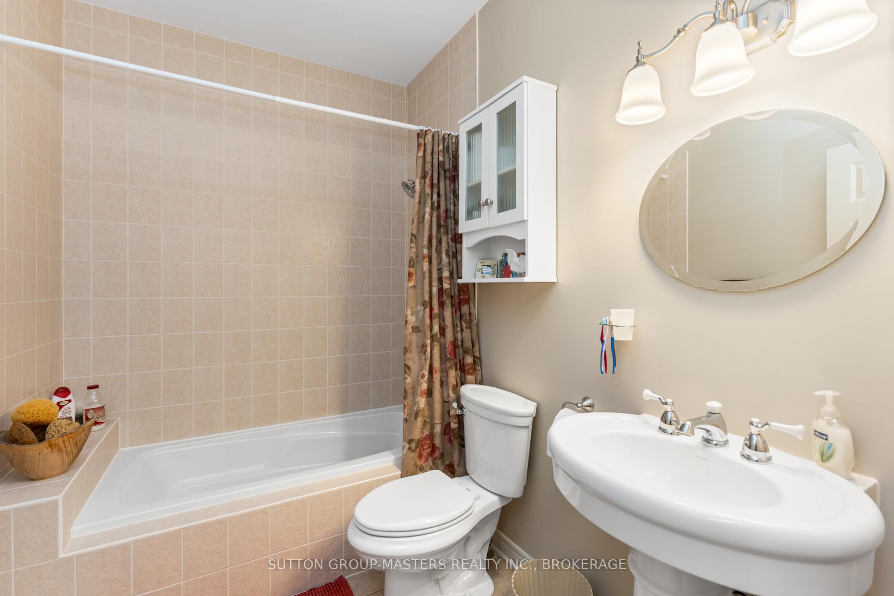 Photo 7 of 1023 Big Ben Lane, Frontenac, Frontenac South — HOMEH