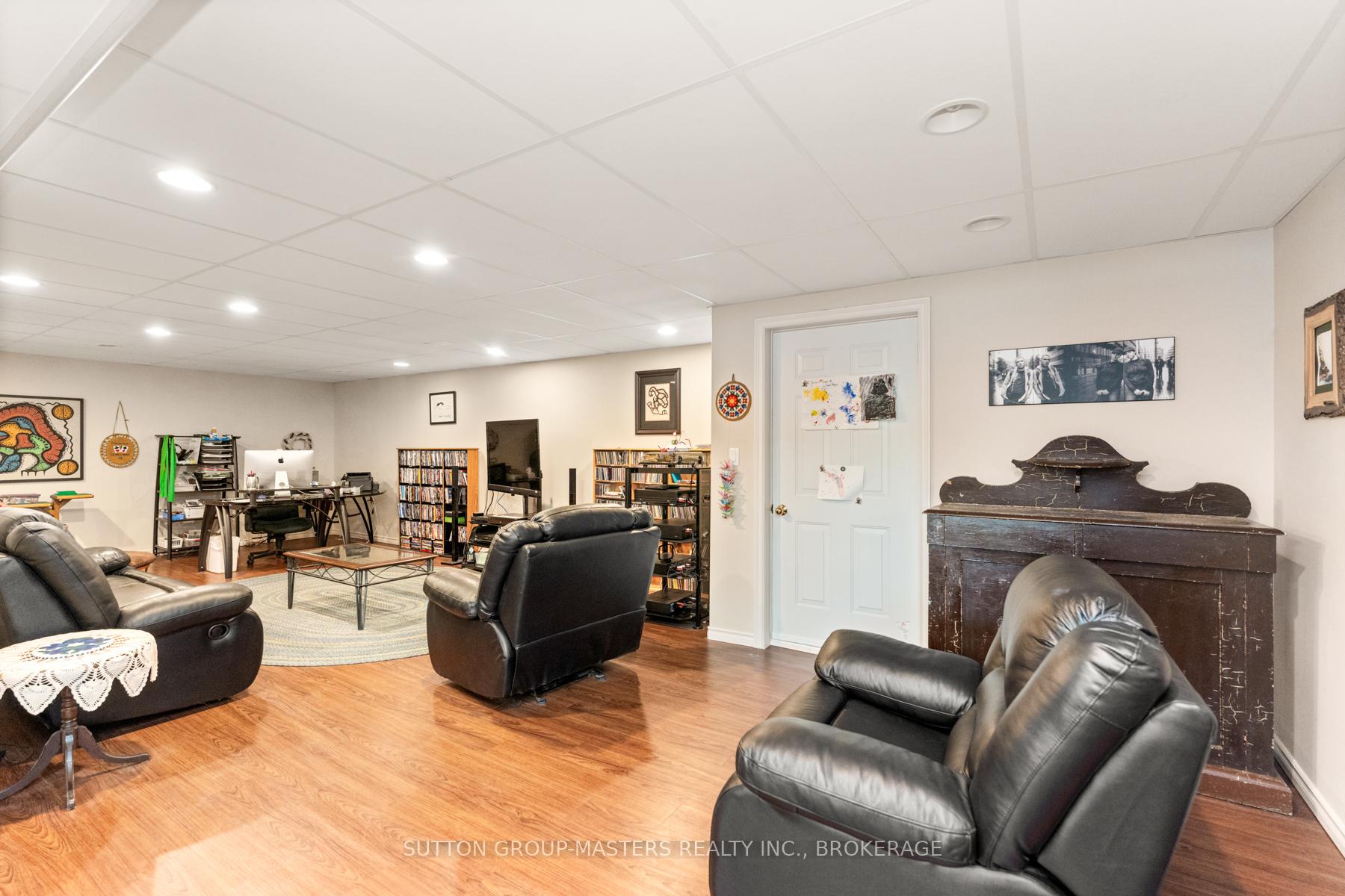 Photo 31 of 1023 Big Ben Lane, Frontenac, Frontenac South — HOMEH