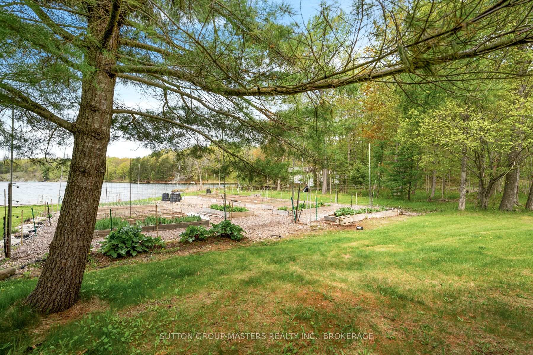 Photo 38 of 1023 Big Ben Lane, Frontenac, Frontenac South — HOMEH