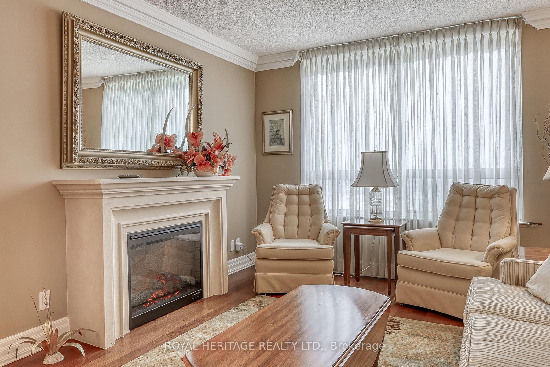 Photo 6 of Unit 1112, 1000 The Esplanade N, Pickering, Town Centre — HOMEH