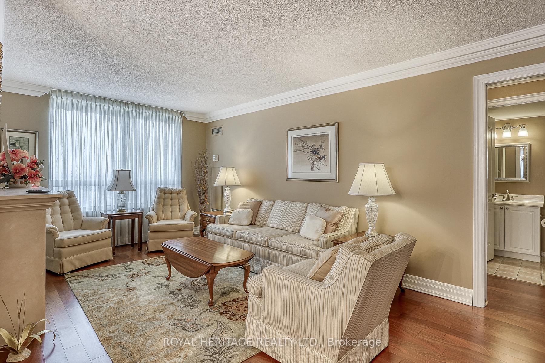 Photo 8 of Unit 1112, 1000 The Esplanade N, Pickering, Town Centre — HOMEH