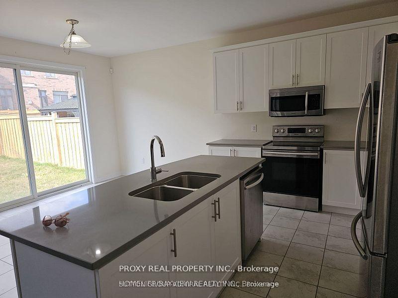 Photo 6 of 63 Ash Hill Avenue, Caledon, Caledon East — HOMEH